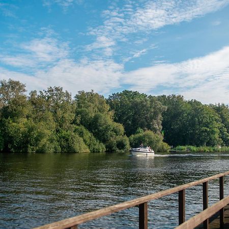 Amsterdam Lake Hotel Badhoevedorp Exterior photo
