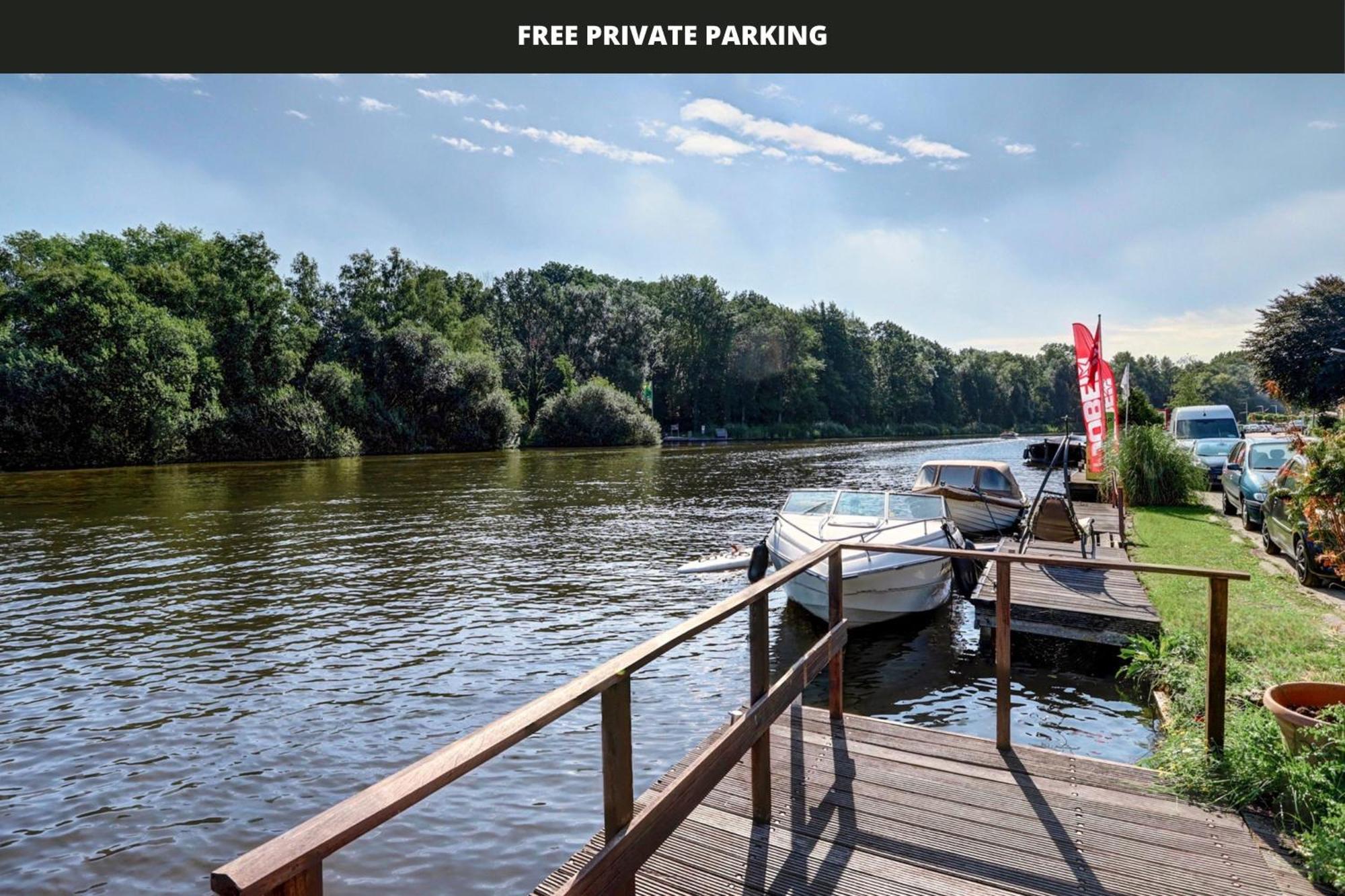 Amsterdam Lake Hotel Badhoevedorp Exterior photo