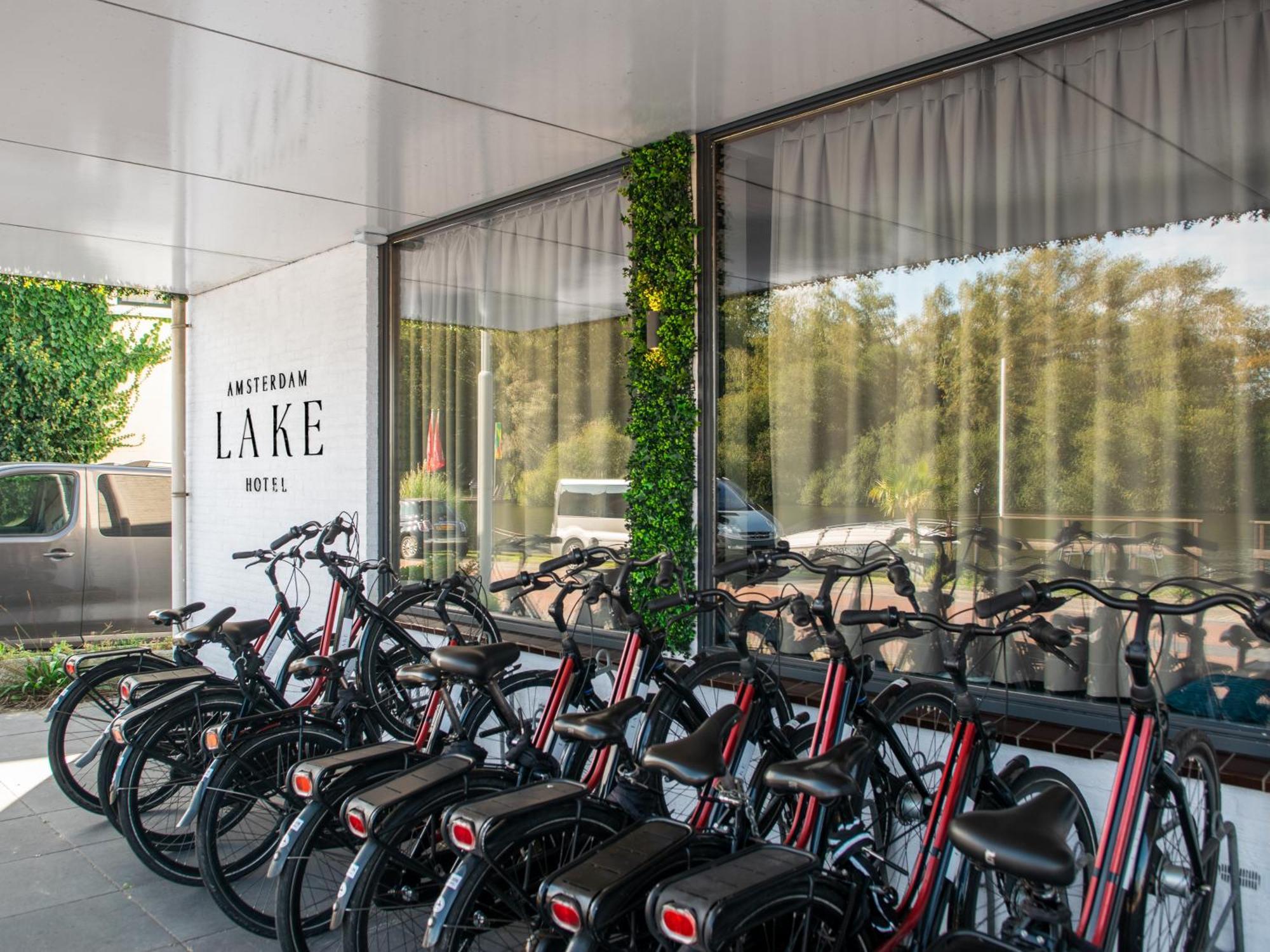 Amsterdam Lake Hotel Badhoevedorp Exterior photo